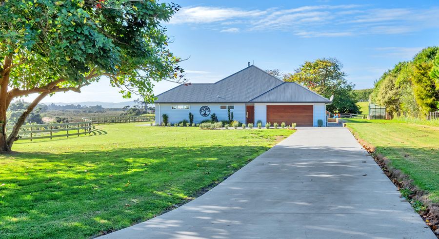  at 986 South Head Road, Helensville