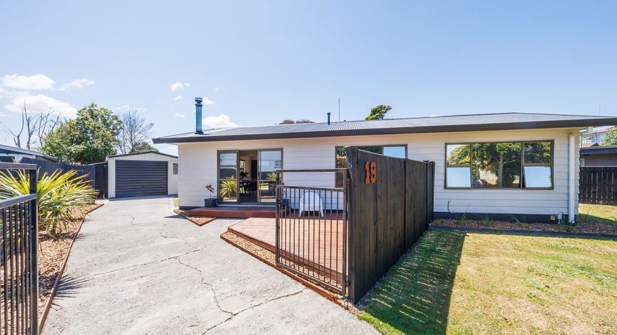  at 19 Amberley Avenue, Westbrook, Palmerston North, Manawatu / Whanganui