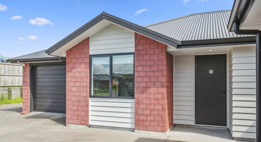  at 33 Kiritiana Close, Pyes Pa, Tauranga