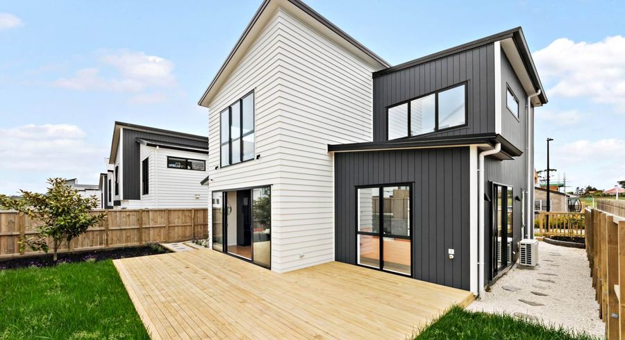  at 35 Herekino Street, Westgate, Auckland