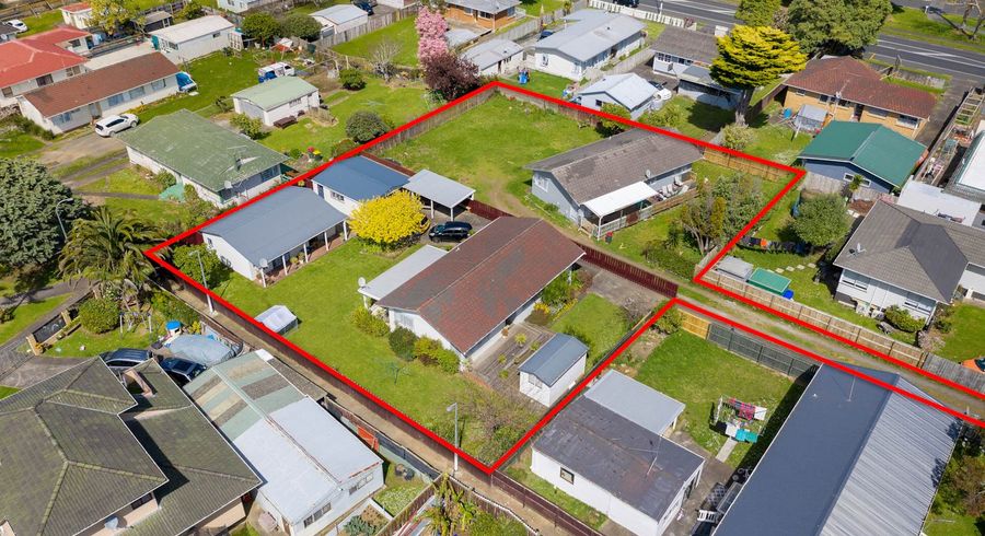  at 7 Mckinstry Avenue, Mangere East, Auckland