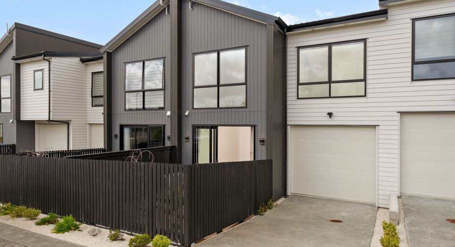  at 1C Autumn Blaze Street, Hobsonville, Waitakere City, Auckland
