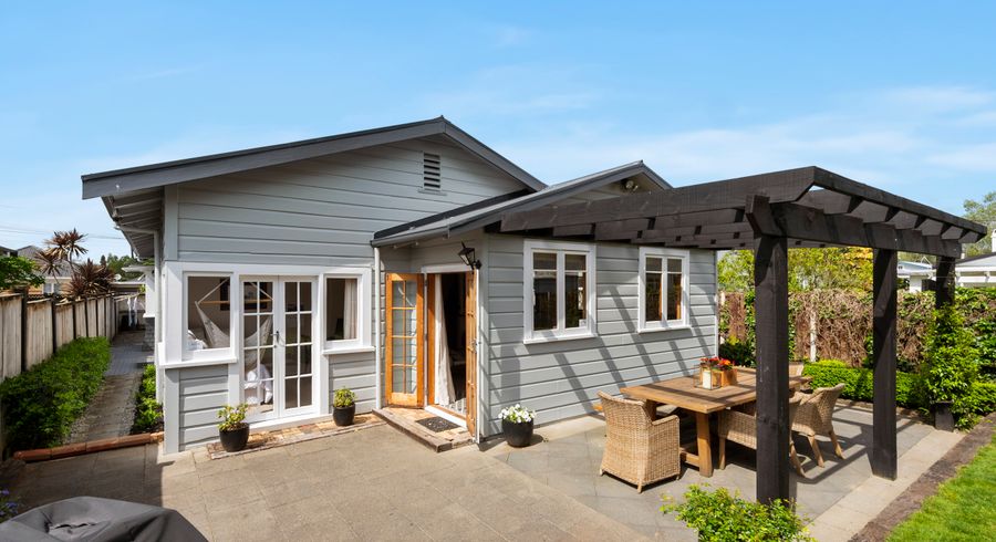  at 13 Brookfield Street, Hamilton East, Hamilton