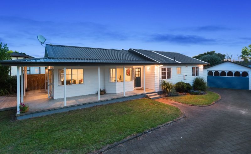  at 107 Oakfield Crescent, Pukete, Hamilton