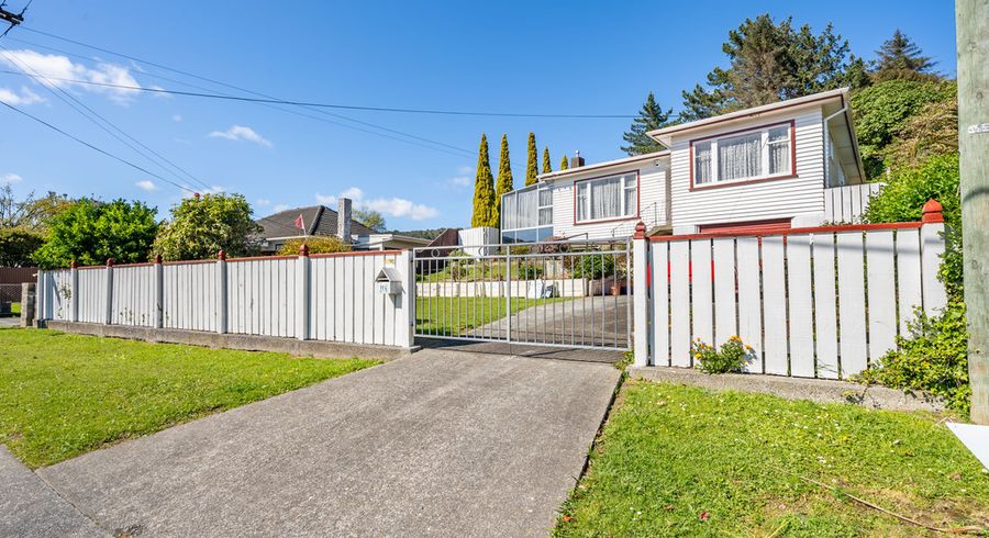  at 115 Wainuiomata Road, Wainuiomata, Lower Hutt