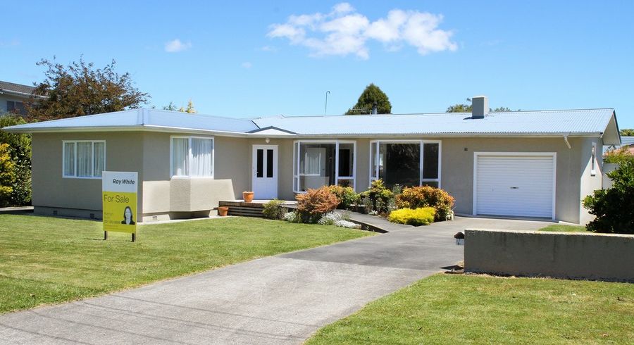  at 7 Eaton Crescent, Otamatea, Whanganui