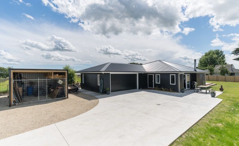  at 823 Stoney Creek Road, Bunnythorpe, Palmerston North
