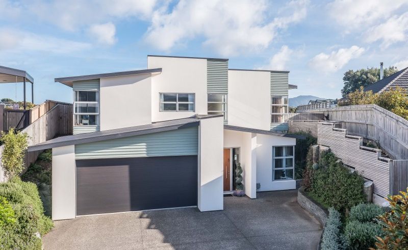 at 17 Simpson Crescent, Raumati Beach, Paraparaumu