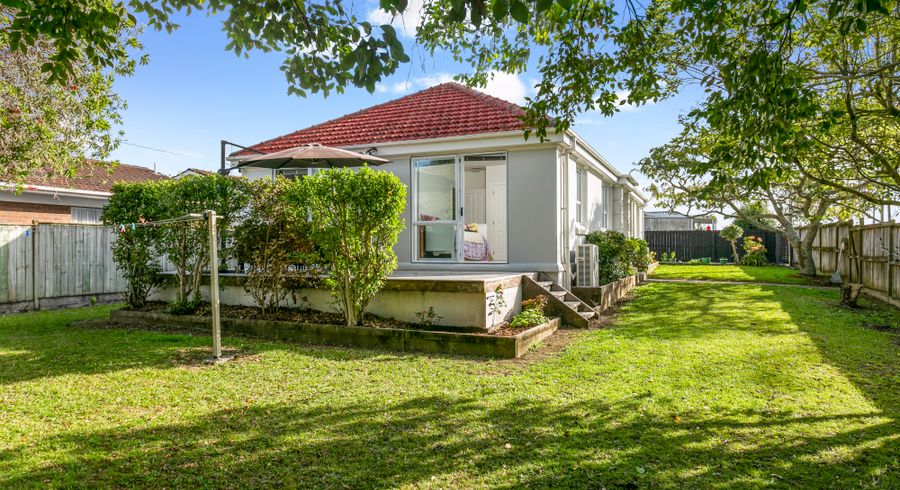  at 375 Blockhouse Bay Road, Blockhouse Bay, Auckland