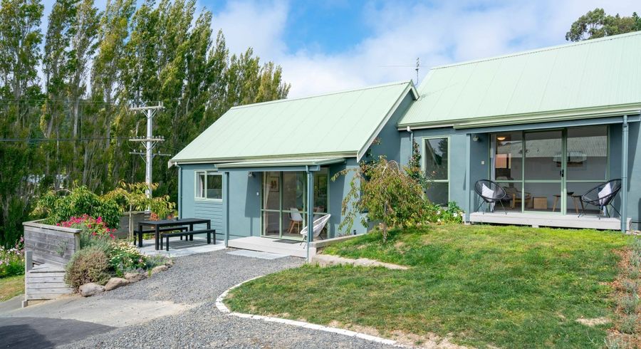  at 8 Allans Beach Road, Portobello, Dunedin