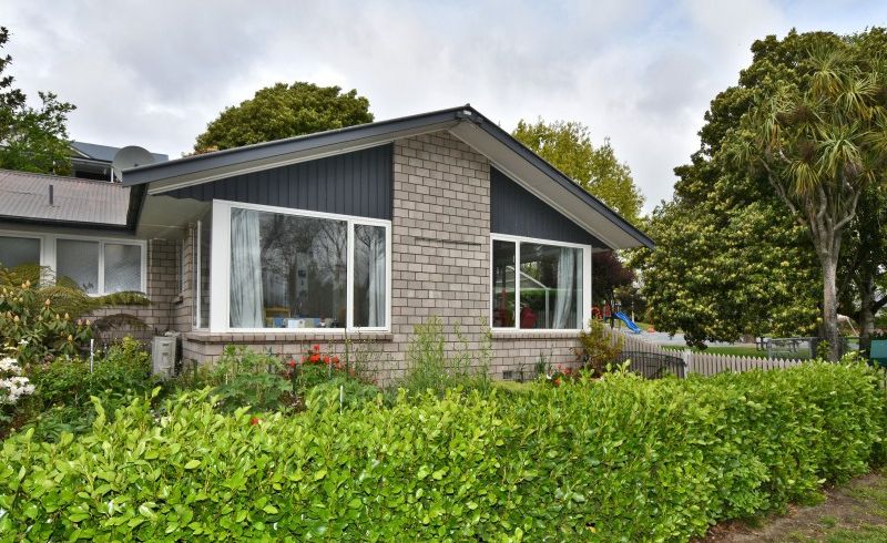  at 2/71 Cashmere Road, Cashmere, Christchurch
