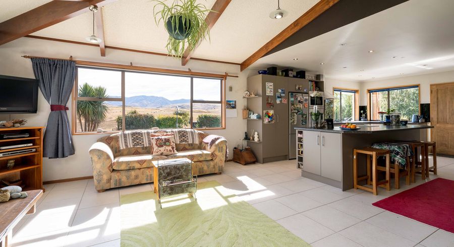  at 7165 Wedderburn-Becks Road, Wedderburn