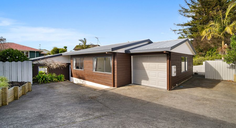  at 3/0 Botany Road, Howick, Auckland