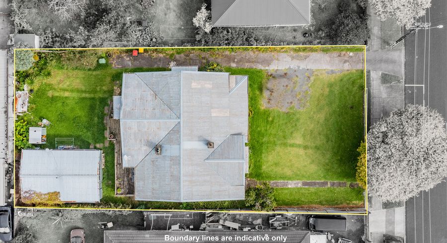  at 2 Gifford Road, Papatoetoe, Auckland