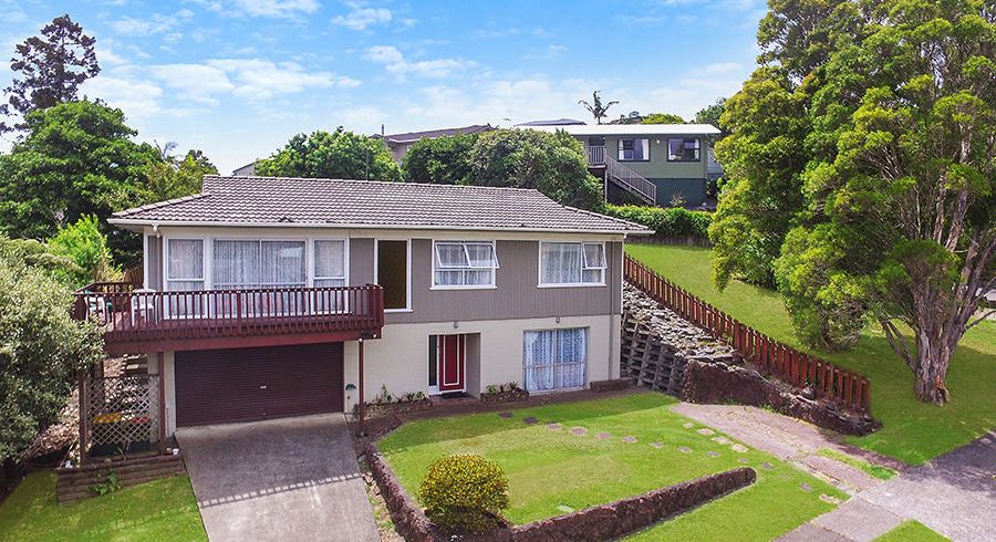  at 13 Robbies Road, Shelly Park, Auckland