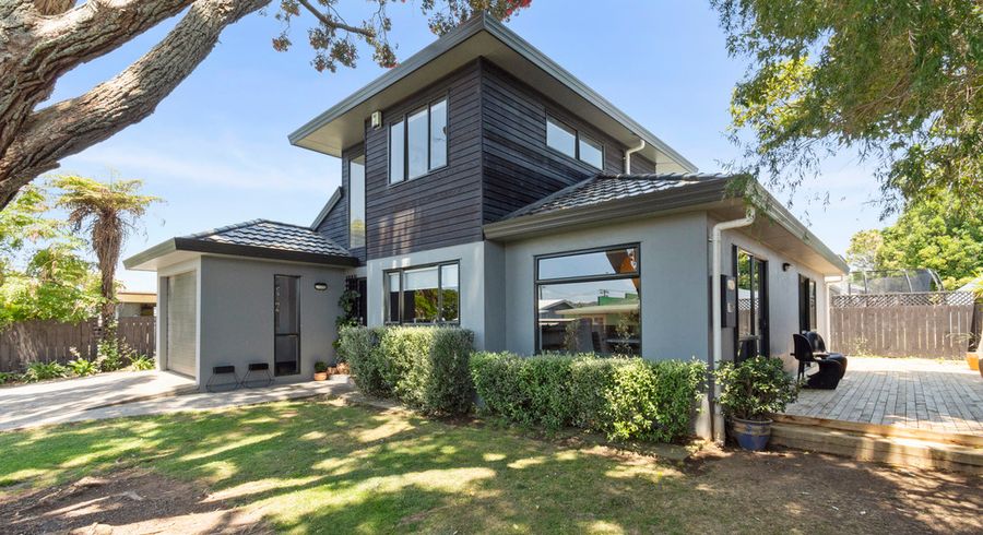  at 2A George Street, Mangere East, Auckland