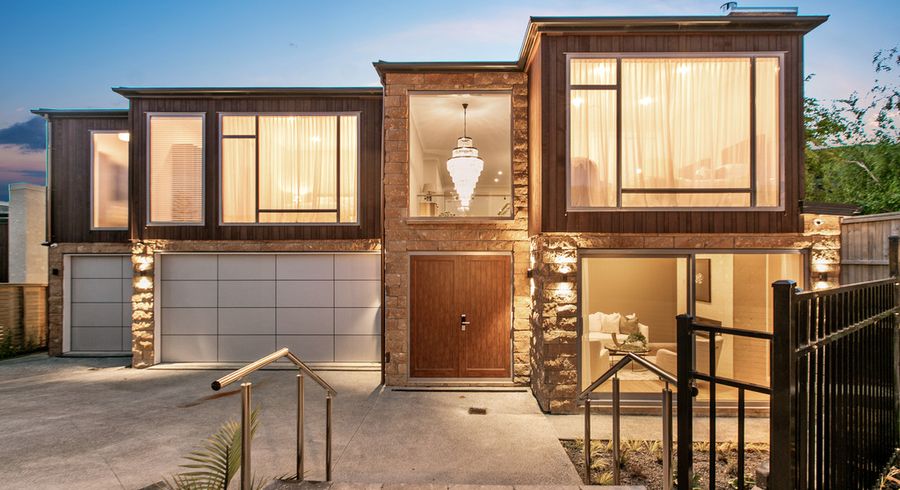  at 15 Greenbank Drive, Saint Johns, Auckland