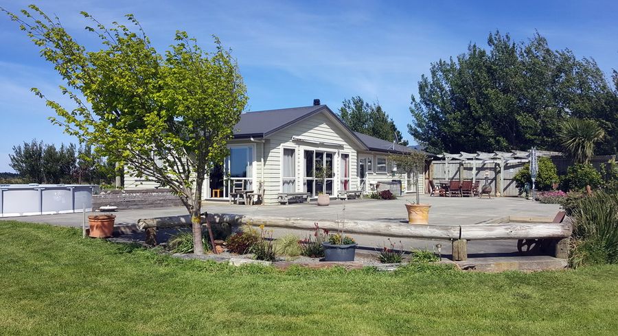  at 21 Bartons Road, Western Lake, Featherston