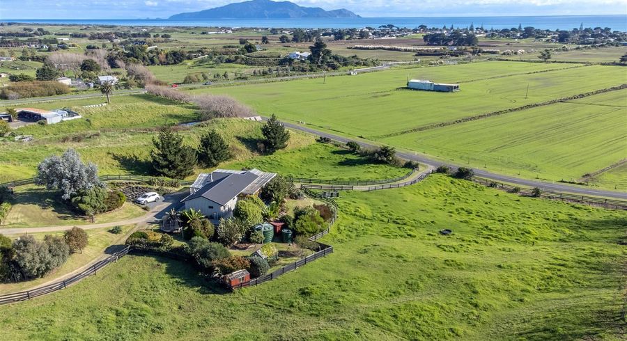  at 24 Harakeke Road, Te Horo