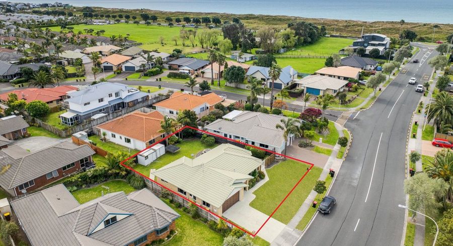  at 16 Sandhurst Drive, Papamoa Beach, Papamoa