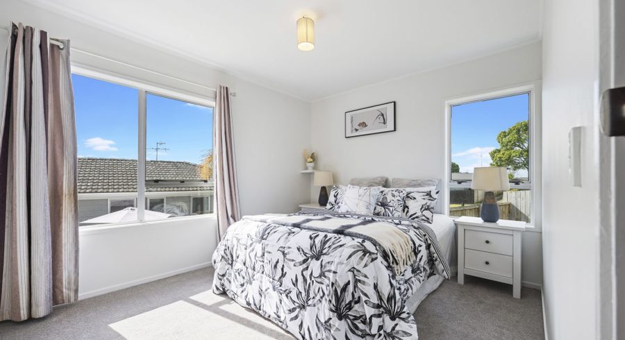  at 15 Doone Place, Massey, Waitakere City, Auckland