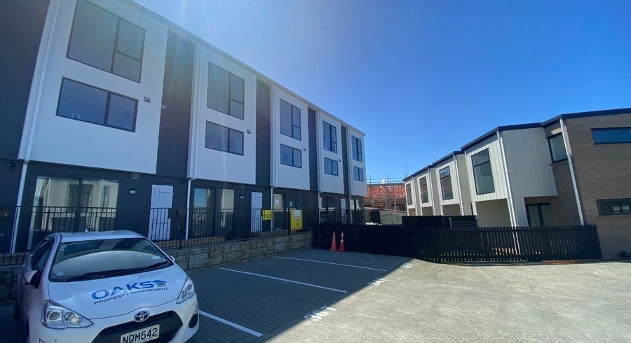  at 1 Tima Lane, Mangere Bridge, Auckland