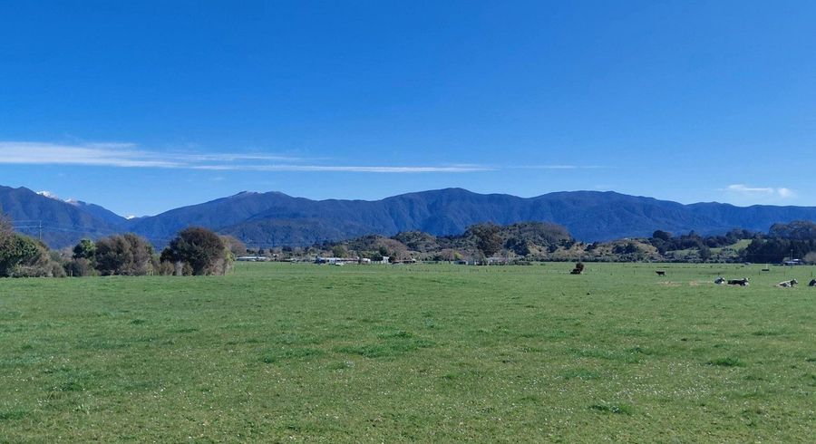  at 200 Abel Tasman Road, Takaka, Tasman, Nelson / Tasman
