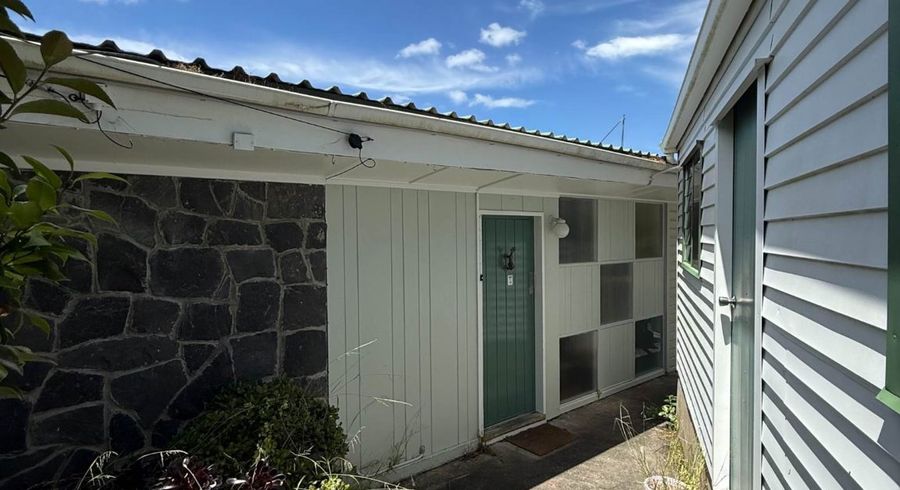  at 114 Arran Road, Browns Bay, North Shore City, Auckland