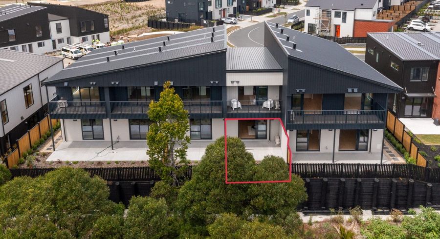  at 2/1 Parapara Place, Albany, North Shore City, Auckland