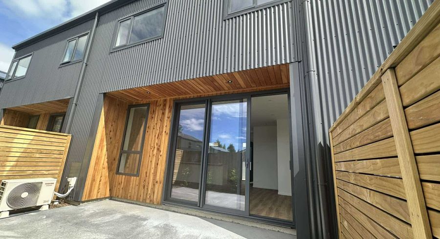  at 5/33 Raukawa Street, Stokes Valley, Lower Hutt