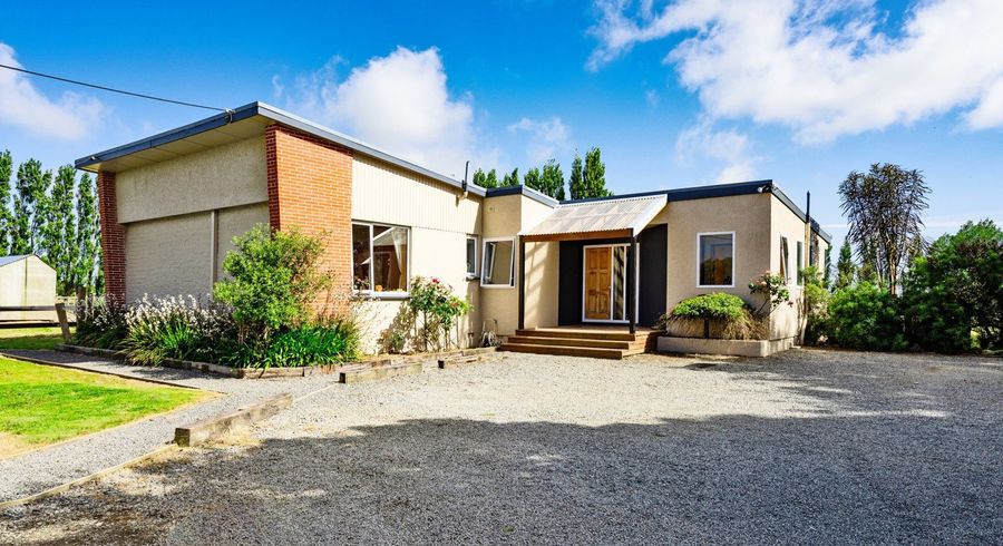  at 33 Collinson Road, Ryal Bush, Invercargill