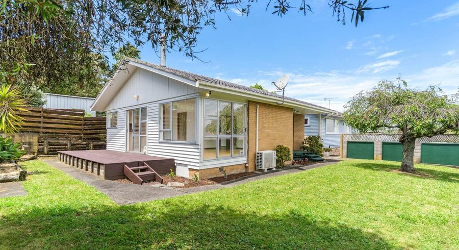  at 2/20 Juniper Road, Sunnynook, North Shore City, Auckland
