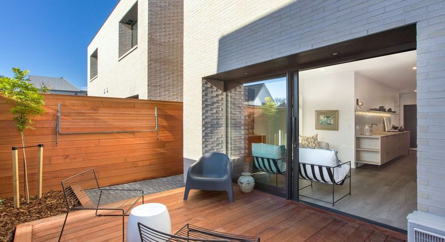  at 4/44 Winchester Street, Merivale, Christchurch City, Canterbury