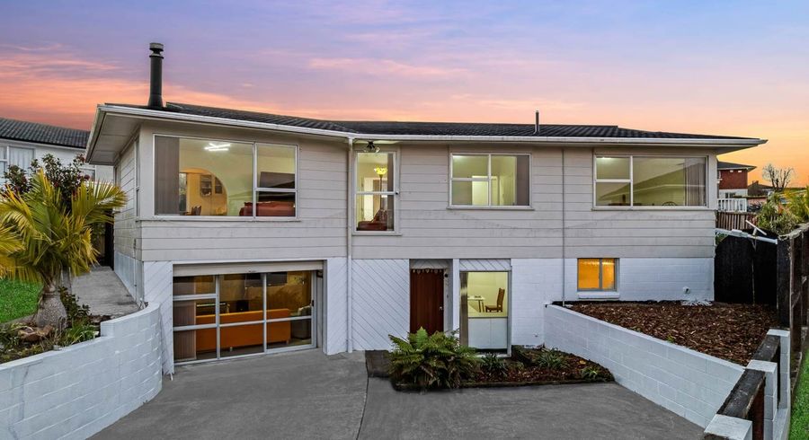  at 36 Felgrove Street, Glendene, Waitakere City, Auckland