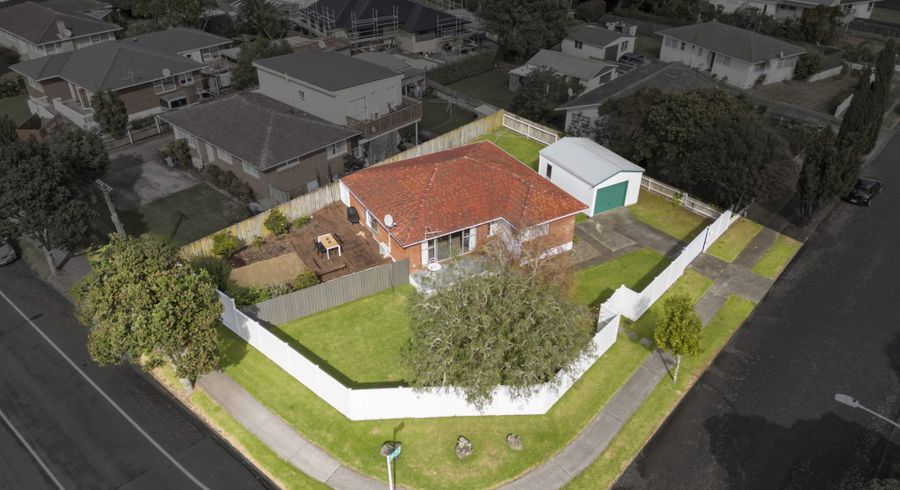  at 2 Kea Place, Mangere Bridge, Auckland