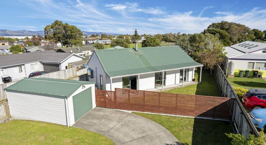  at 109 Hillcrest Drive, Kelvin Grove, Palmerston North