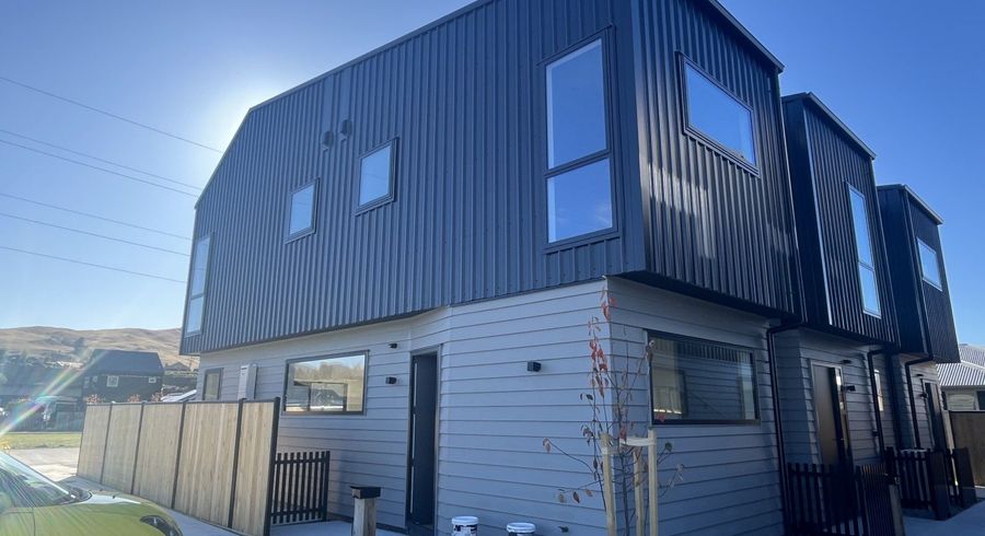  at 12/9-11 Cheltenham Road, Lake Hayes, Queenstown-Lakes, Otago