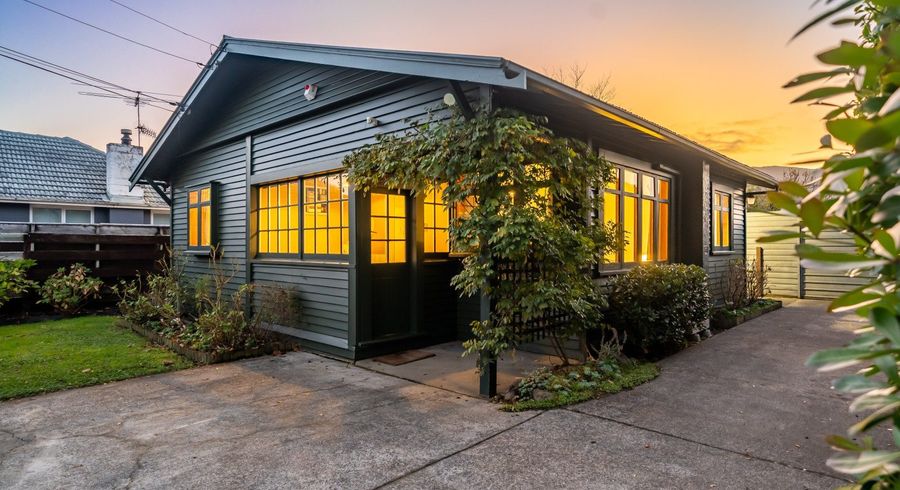  at 53 Palmer Crescent, Silverstream, Upper Hutt, Wellington