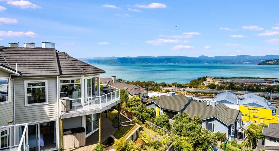  at 11 Curnow Way, Kaiwharawhara, Wellington, Wellington