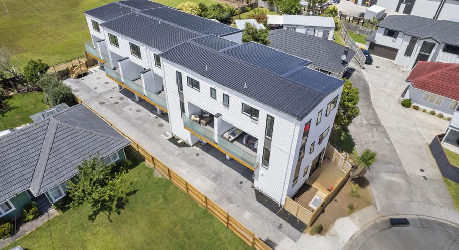  at 1/68 Smythe Road, Henderson, Auckland