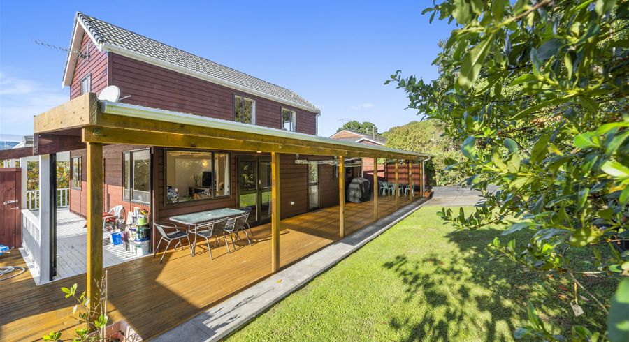  at 5 Duval Grove, Tawa, Wellington
