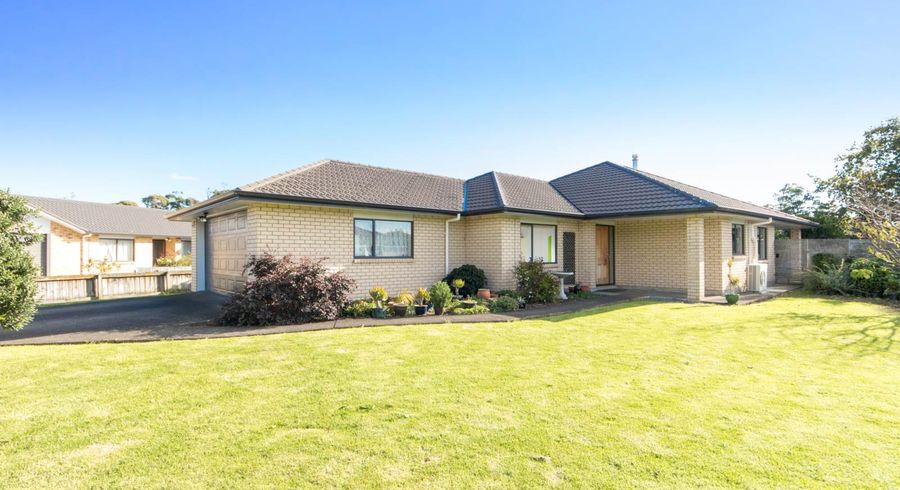  at 25 Raabia Close, Parakai, Helensville