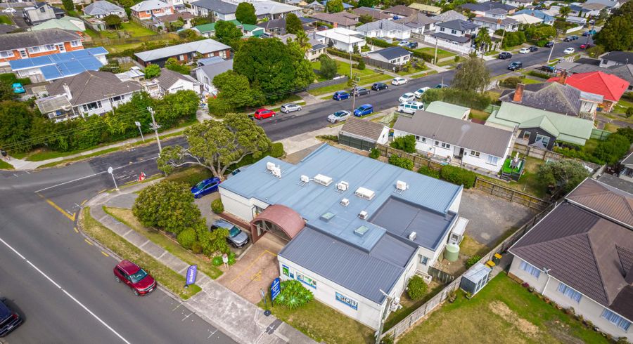  at 8 Archibald Road, Kelston, Waitakere City, Auckland