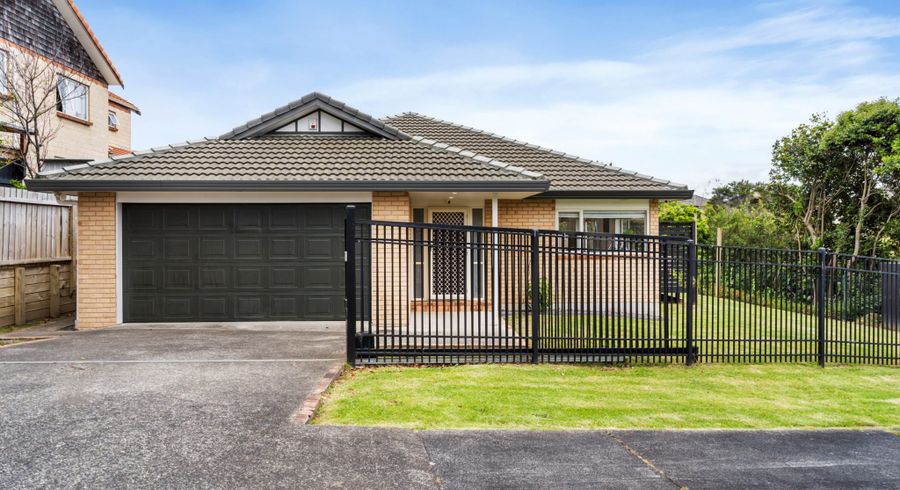  at 3/4 Lucienne Drive, Ranui, Auckland