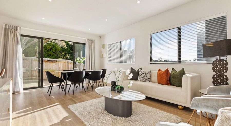  at 2/71 Sunrise Avenue, Murrays Bay, North Shore City, Auckland