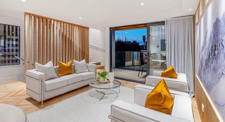  at 16 Mapau Road, Greenlane, Auckland City, Auckland