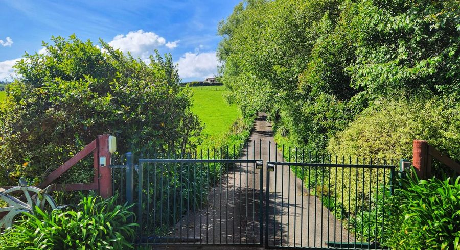  at 251 Brookby Road, Manurewa