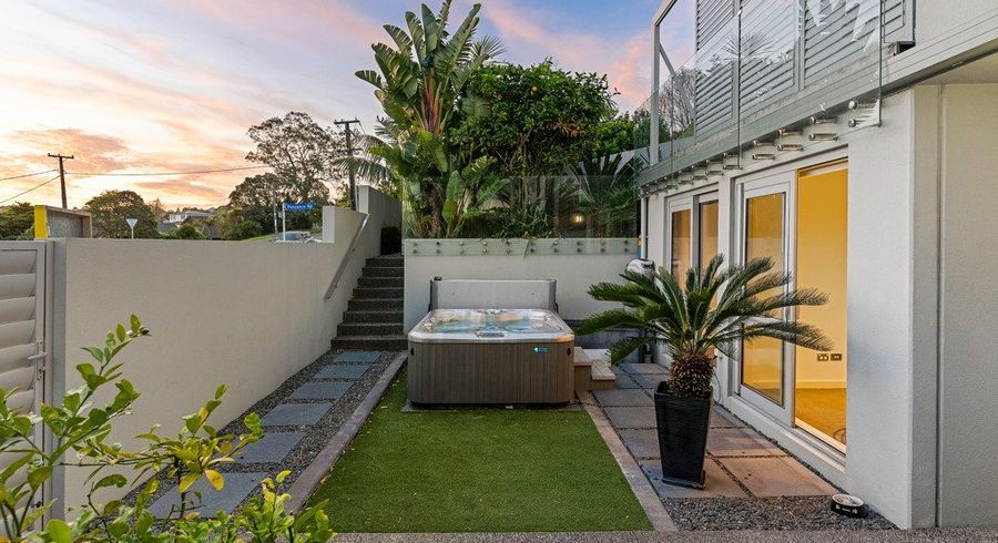  at 441H Beach Road, Mairangi Bay, North Shore City, Auckland