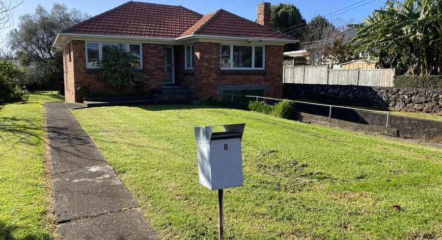  at 8 Lancing Road, Sandringham, Auckland