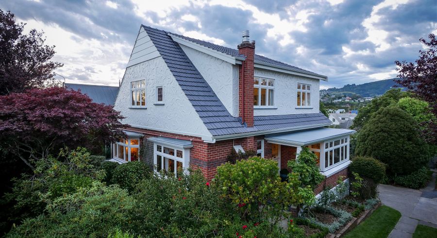  at 4 Sim Street, Maori Hill, Dunedin